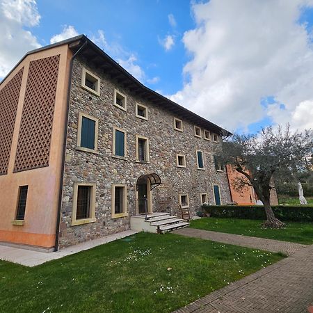 Corte La Guarnigione Валеджо-суль-Мінчо Екстер'єр фото